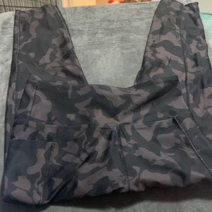 Bally camo ankle yoga pants size M